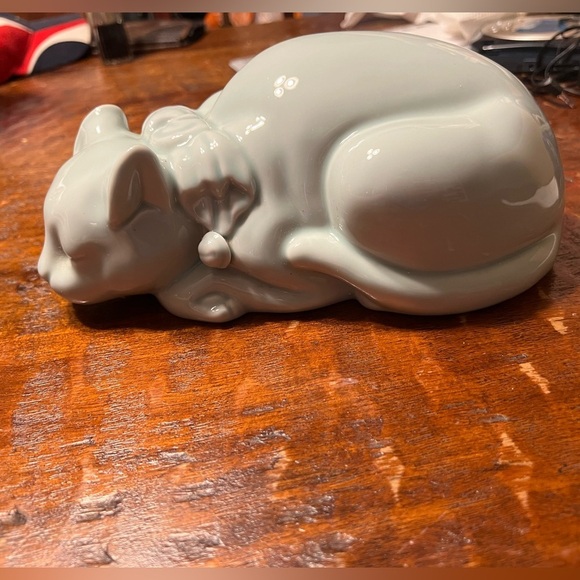 Sleeping Cat Figurine Porcelain Celadon Nemuri Neko Okimono Statue Vtg Japan - Picture 7 of 12